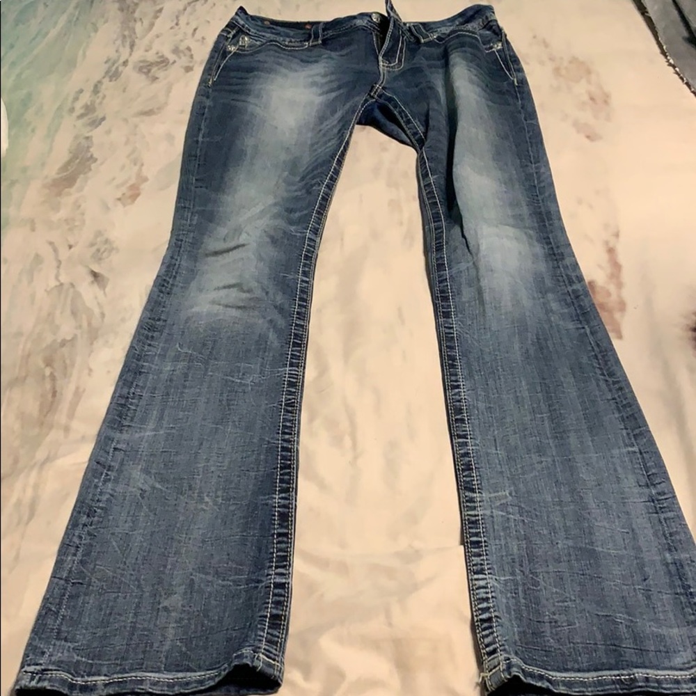 MISS ME SIGNATURE SLIM BOOT JEANS!!